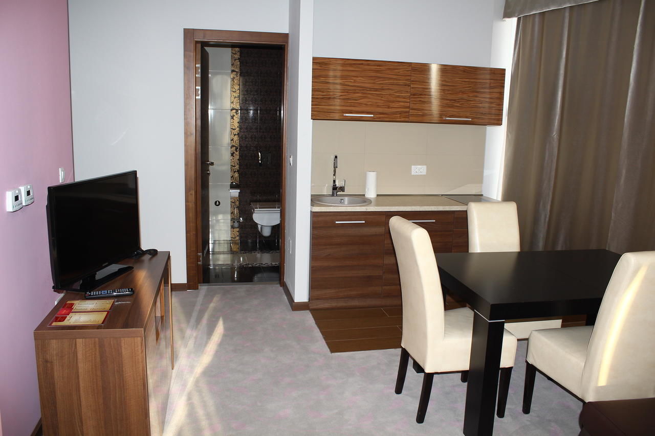 Отель Hotel Franca Плевля