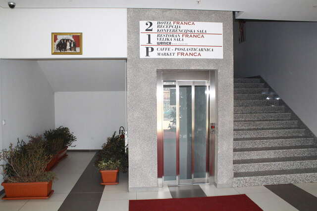 Отель Hotel Franca Плевля-22