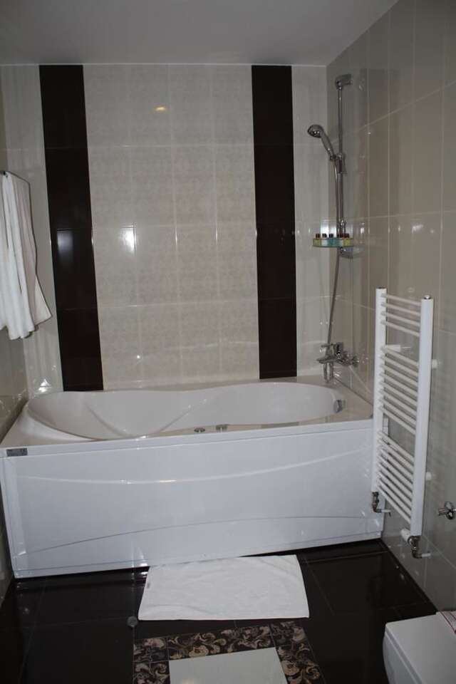 Отель Hotel Franca Плевля-28