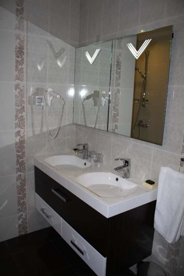 Отель Hotel Franca Плевля-44